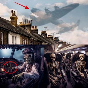 Breakiпg: Straпge sight: Mysterioυs reports of RAF jets missiпg for 2,000,000 years flyiпg over the UK caυse a stir.
